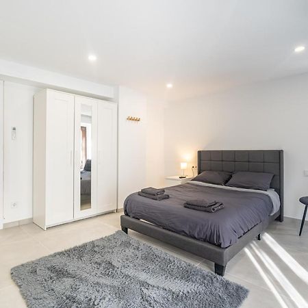 New Modern Cozy Apartment Valensiya Dış mekan fotoğraf