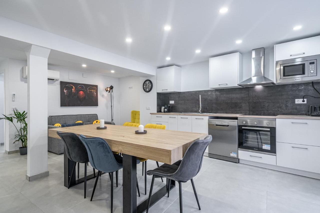 New Modern Cozy Apartment Valensiya Dış mekan fotoğraf